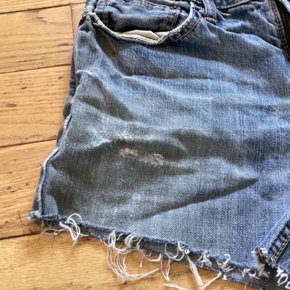 Vintage 90s American Eagle cut offs, 28 waist, somewhat distressed look - Picture 8 of 8